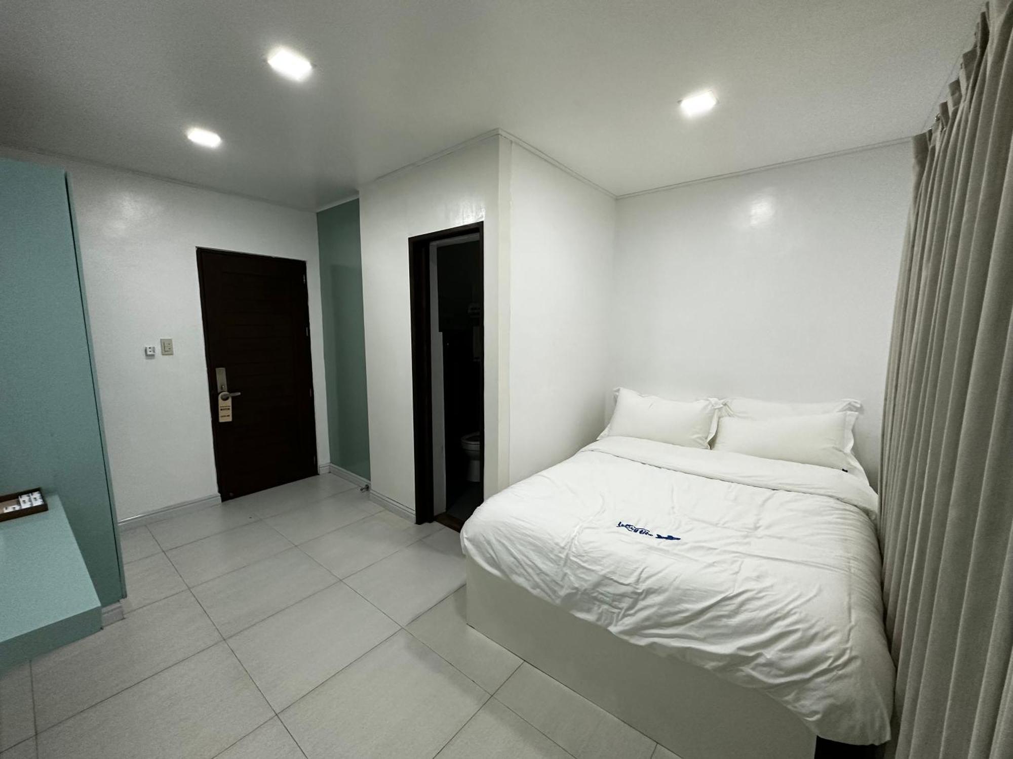 Luckytito Anilao Resort Mabini  Exterior photo